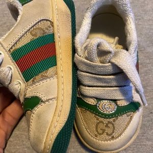 gucci shoes poshmark